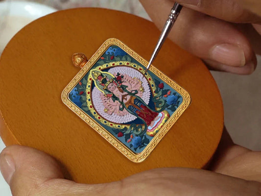 The Meditative Touch: How Wearing Thangka Pendants Enhances Mindfulness