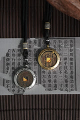 山鬼錢陰陽雕刻吊墜 - 招財避邪保佑
