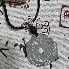 魚が龍に変わる祝福の翡翠ペンダント