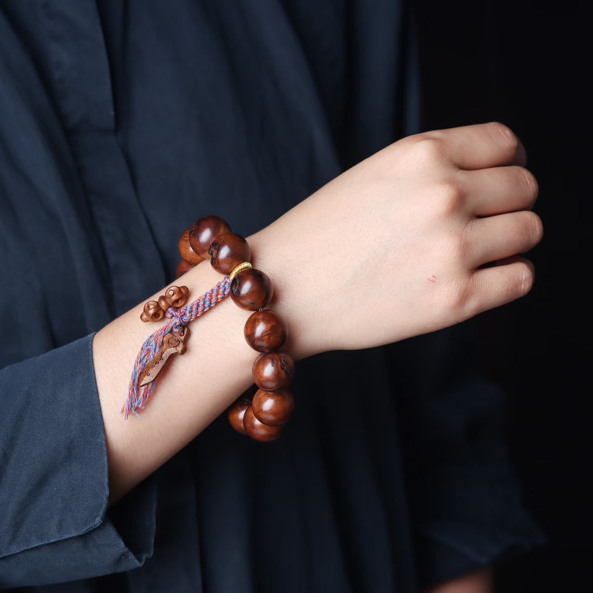 玄天雷木製ブレスレット - 平和と悪魔払いの祝福