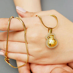 翡翠のマネーバッグネックレス - 風水で富を活性化