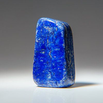 Lapis Lazuli: Meaning, Properties, Benefits, and Bracelet Guide